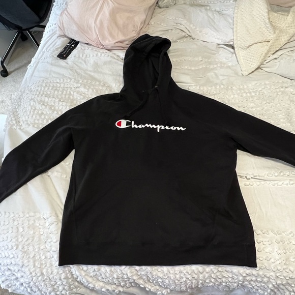 black champion hoodie - Picture 2 of 3